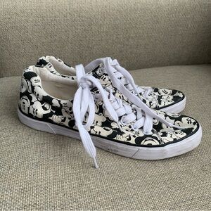 Mickey Mouse Canvas Sneakers Womens Shoes Size 9 Black White Lace Up Disney